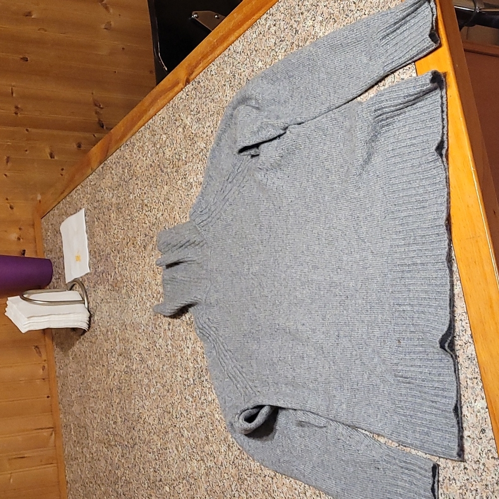 Cashmere sweater